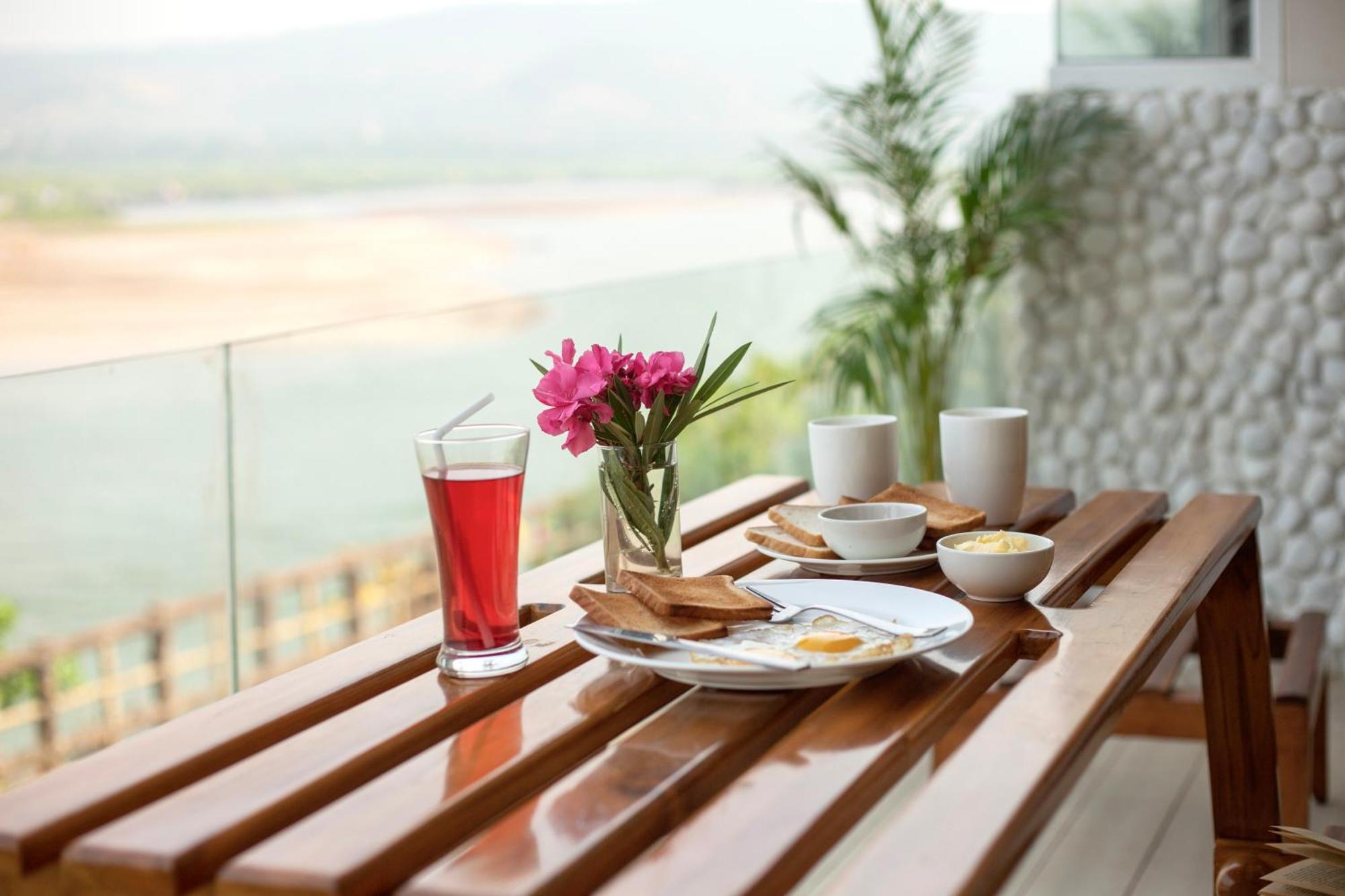 Saffronstays Athaang, Dapoli Anjarle Ngoại thất bức ảnh