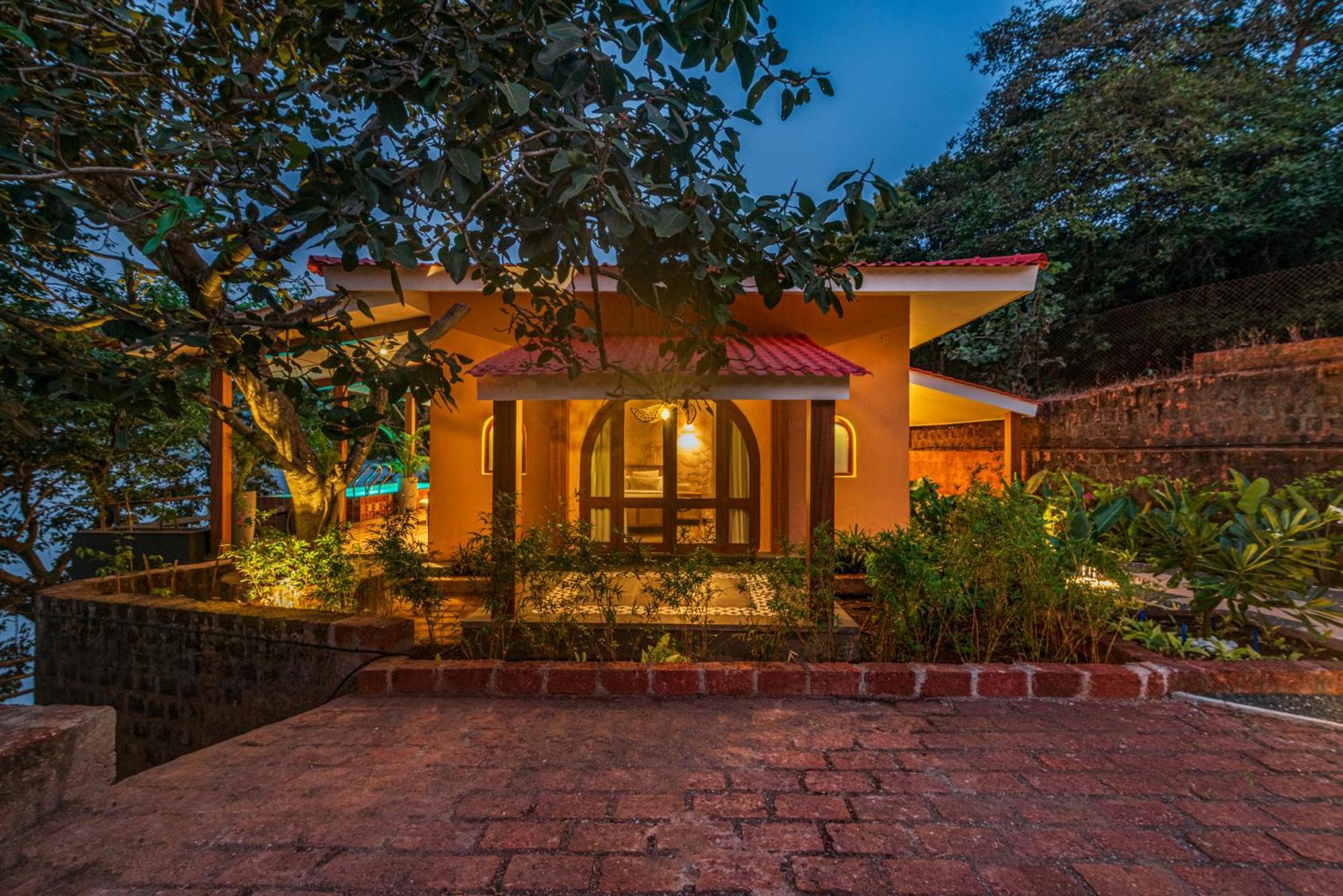 Saffronstays Athaang, Dapoli Anjarle Ngoại thất bức ảnh